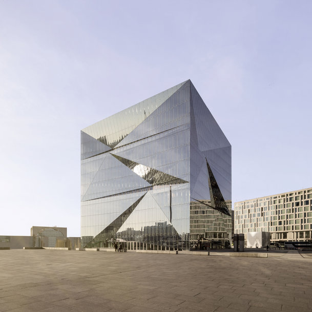 Smart Building avec une façade high-tech